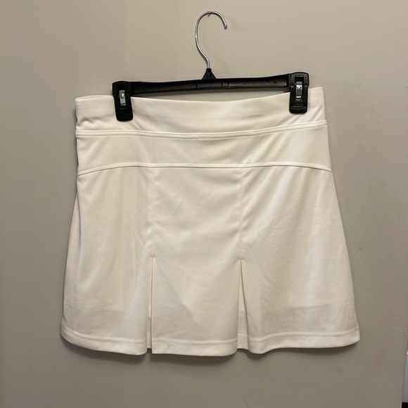 3/$10 Callaway Skort, Medium - Picture 3 of 5